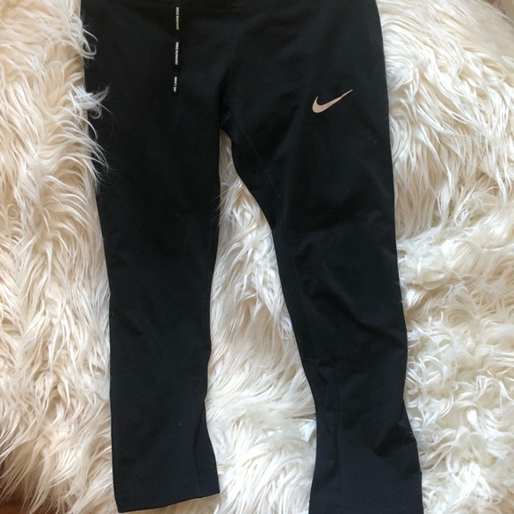 Nike Pants - cropped nike black leggings